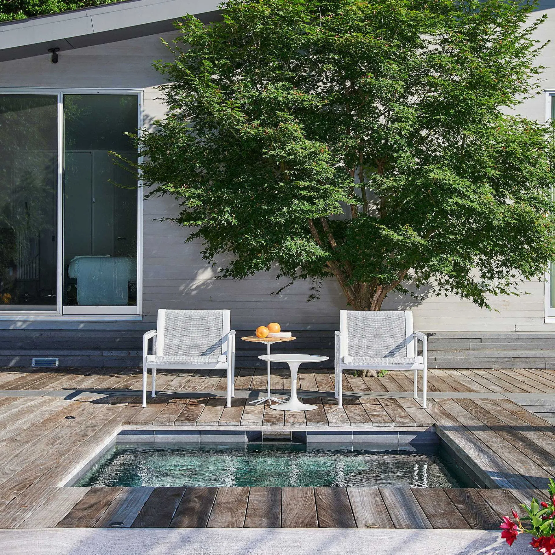 Knoll Sofas And Armchairs*1966 Lounge Chair | Armchair | White