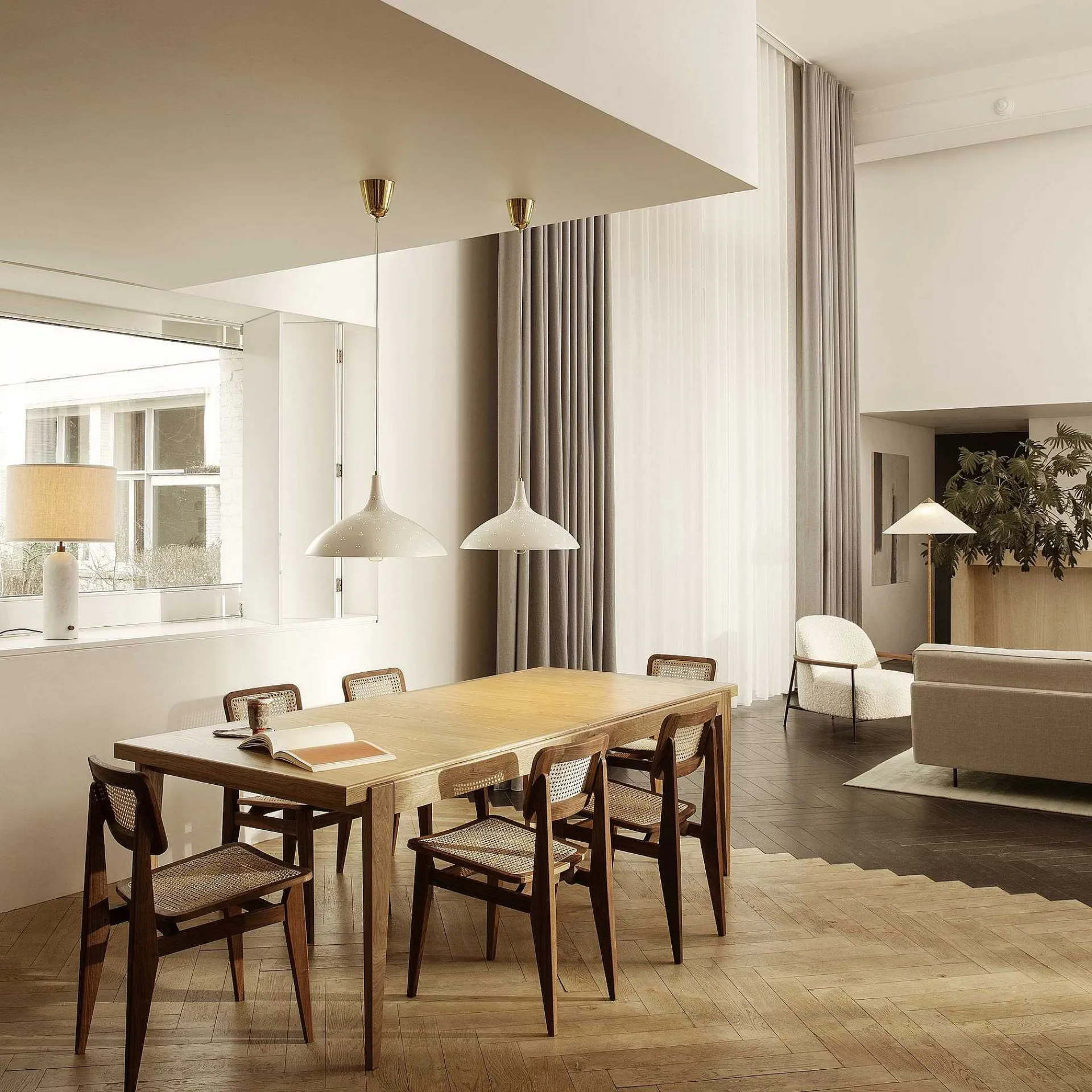 GUBI Pendant Lights*1965 Pendant Lamp | White/Brass