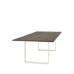 Muuto Dining Tables*70/70 Table | Oak - Sand