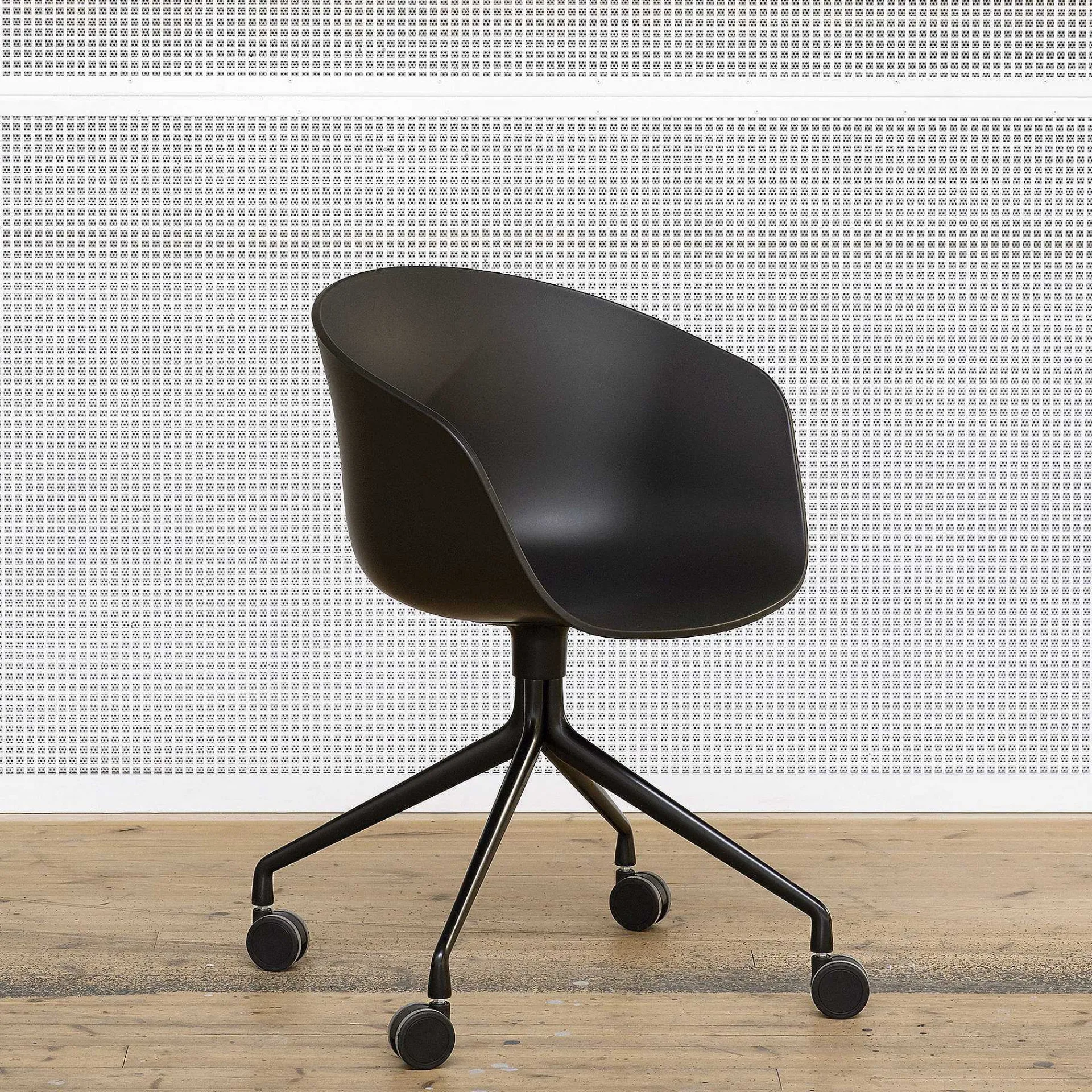 HAY Chairs*Aac 24 Chair| Black
