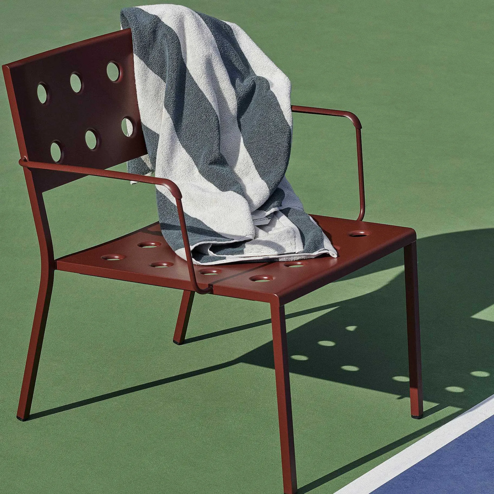 HAY Sofas And Armchairs*Balcony Lounge Armchair | Outdoor Armchair | Iron Red