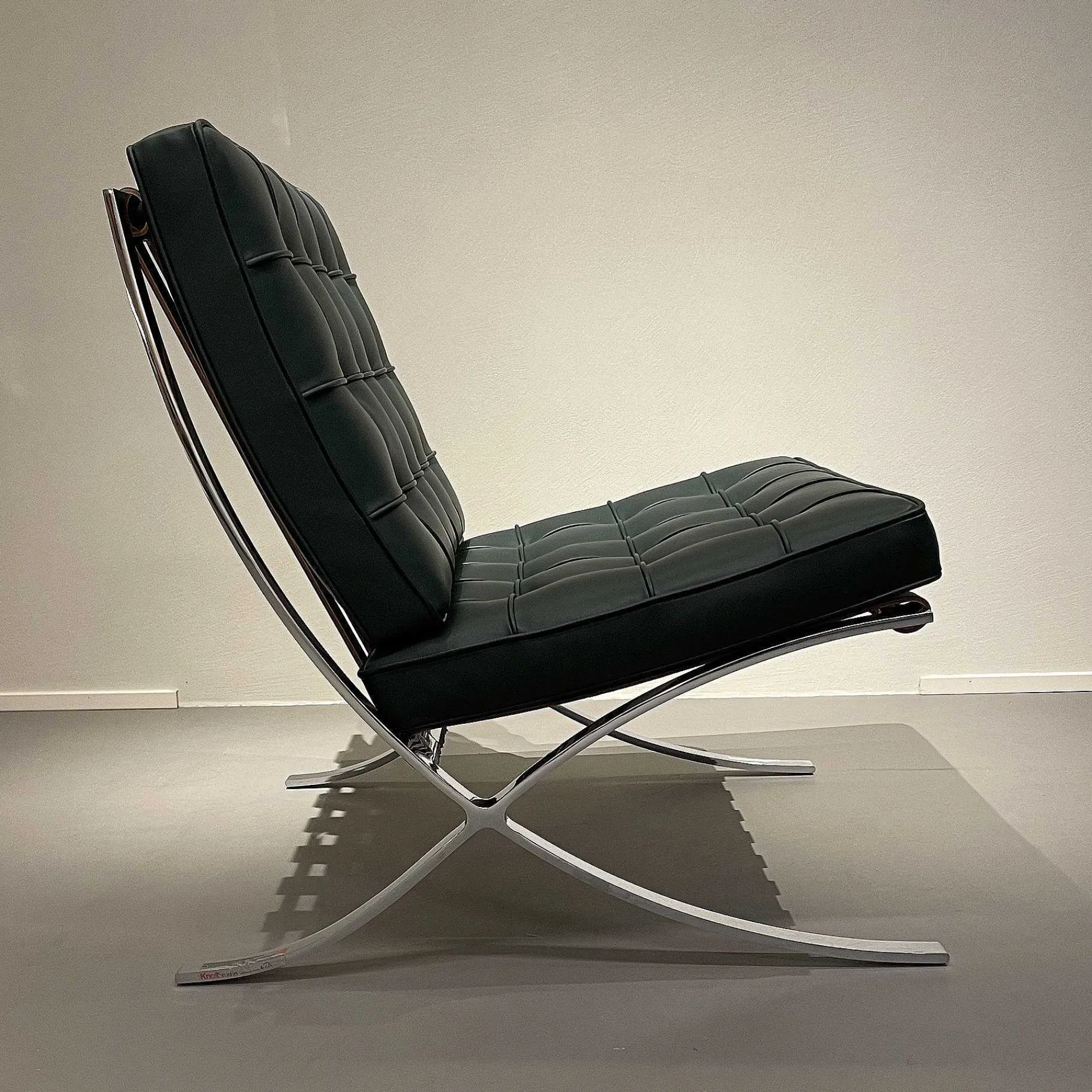 Knoll Single Armchairs*Barcelona Chair & Ottoman | Armchair | Chrome/Bauhaus Leather - Ex Display