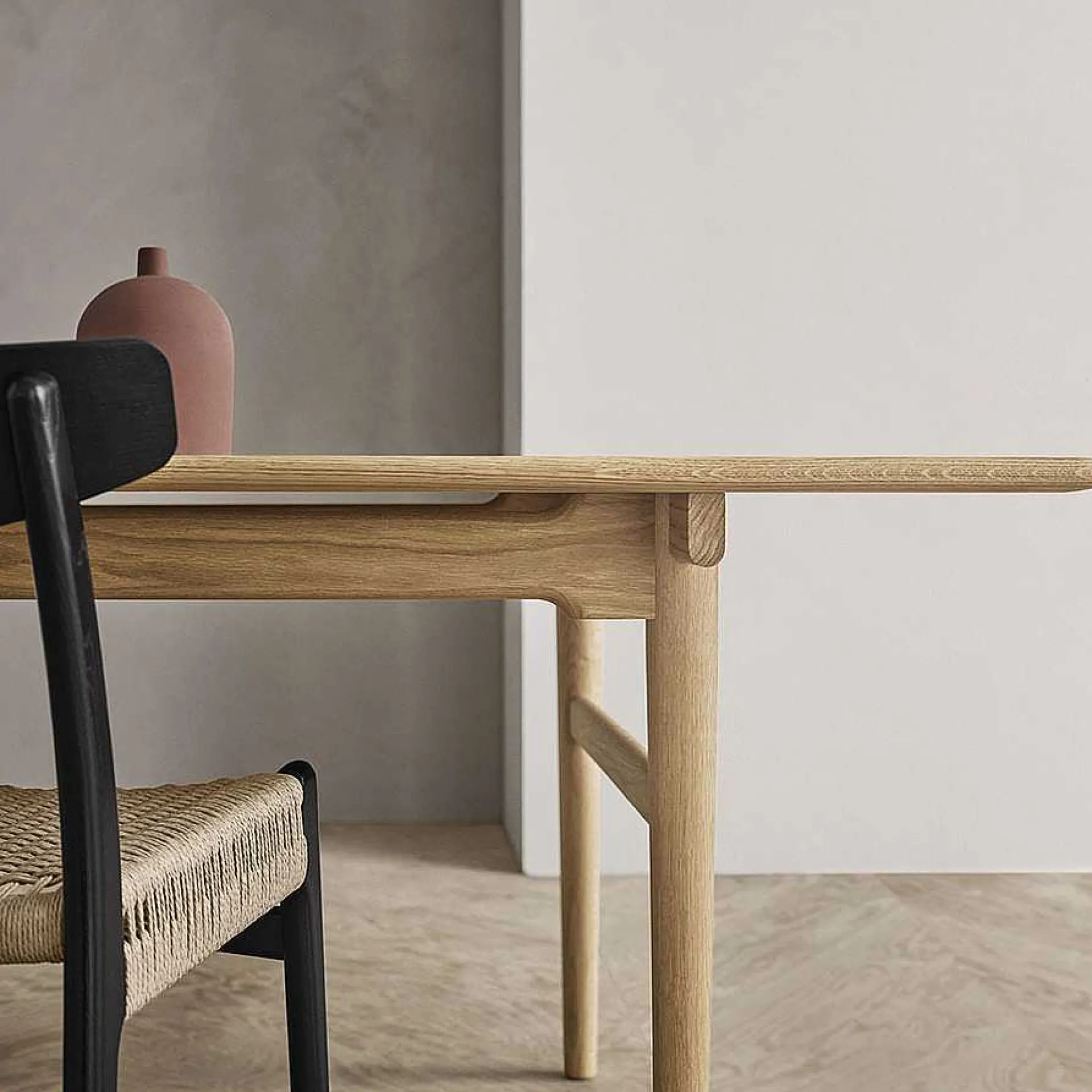 Carl Hansen & Søn Chairs*Ch23 | Chair | Black - Natural Paper Cord