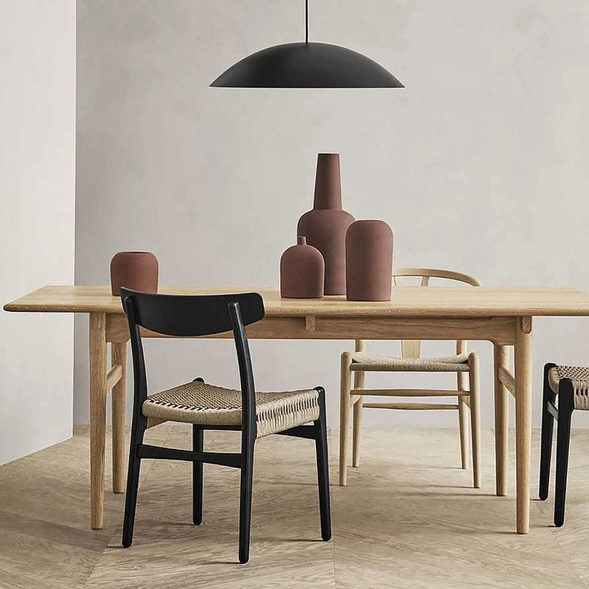 Carl Hansen & Søn Chairs*Ch23 | Chair | Black - Natural Paper Cord