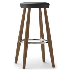 Carl Hansen & Søn Stools*Ch56 | Stool | Oiled Walnut - Black Leather