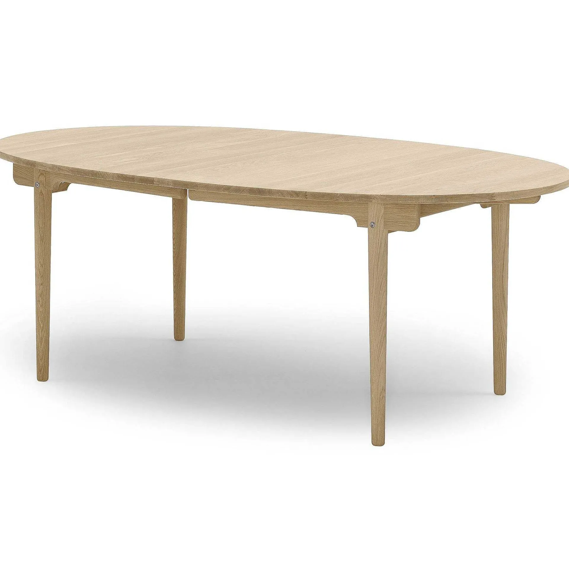 Carl Hansen & Søn Extending Tables*Ch338 | Table | Oiled Oak