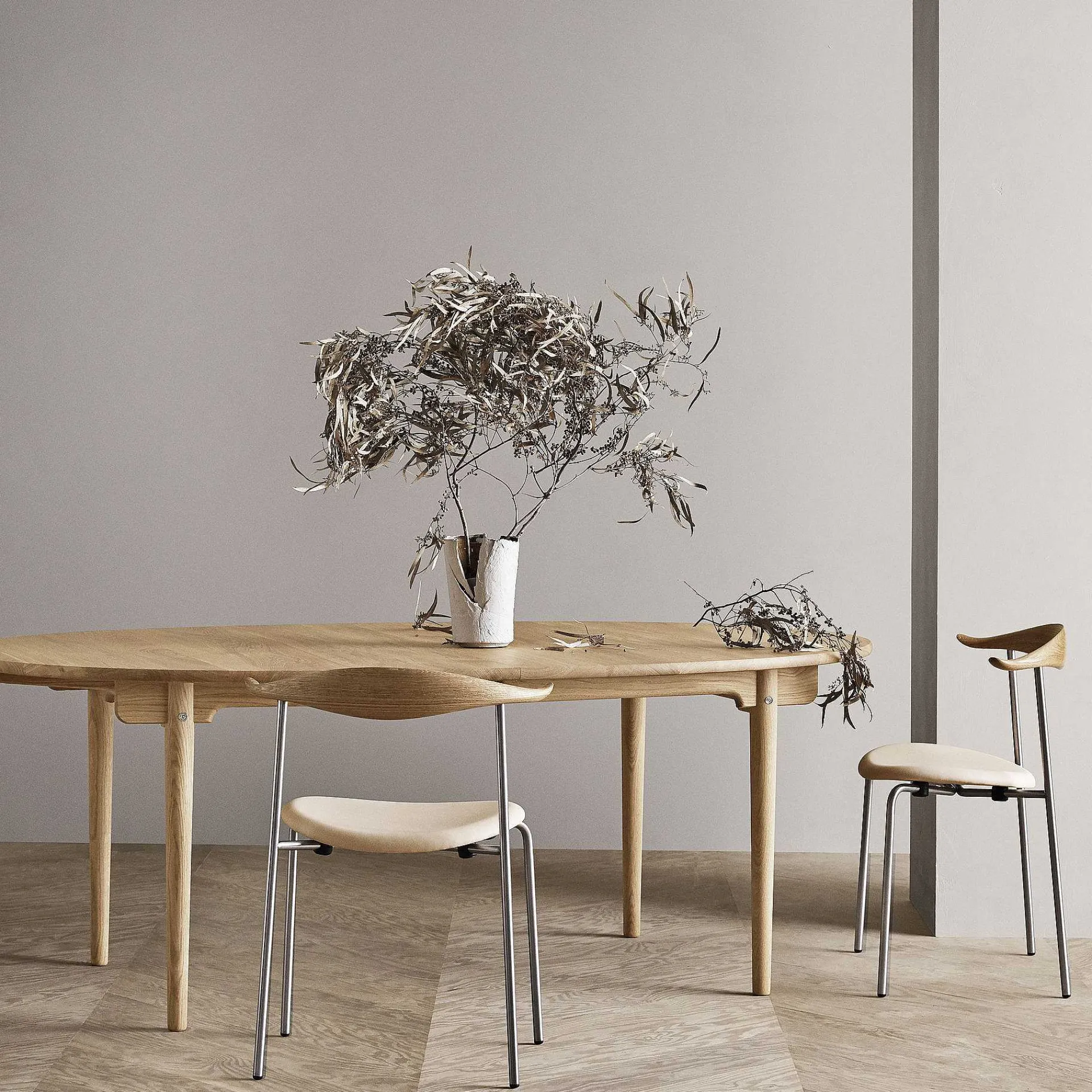 Carl Hansen & Søn Extending Tables*Ch338 | Table | Oiled Oak