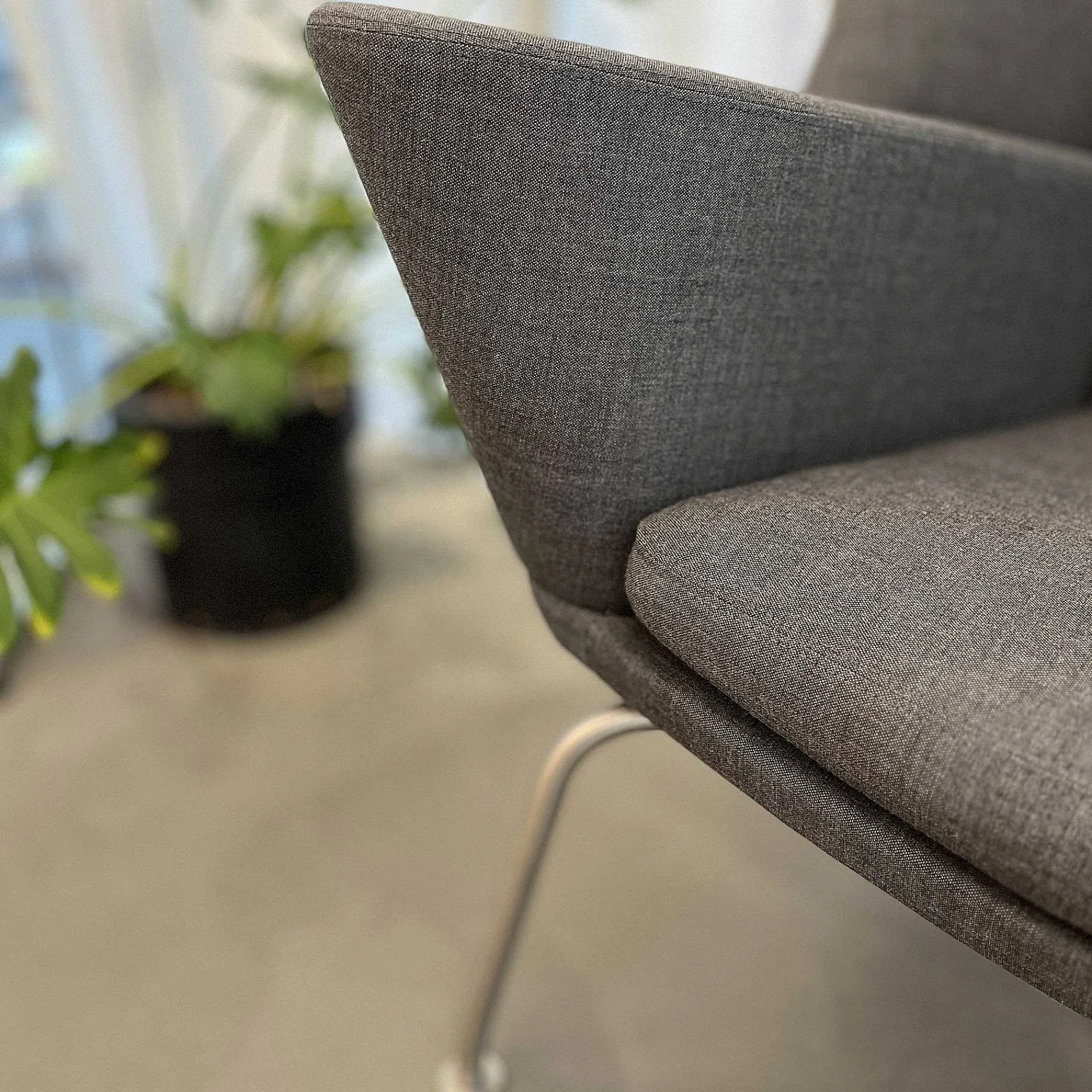 Carl Hansen & Søn Single Armchairs*Ch468 Oculus | Armchair | Ex - Display