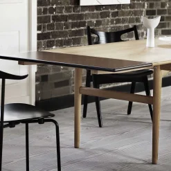Carl Hansen & Søn Chairs*Ch29P | Chair | Oak - Black Leather