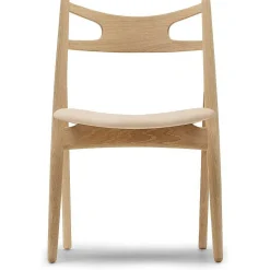 Carl Hansen & Søn Chairs*Ch29P | Chair | Oiled Oak - Ecru Leather