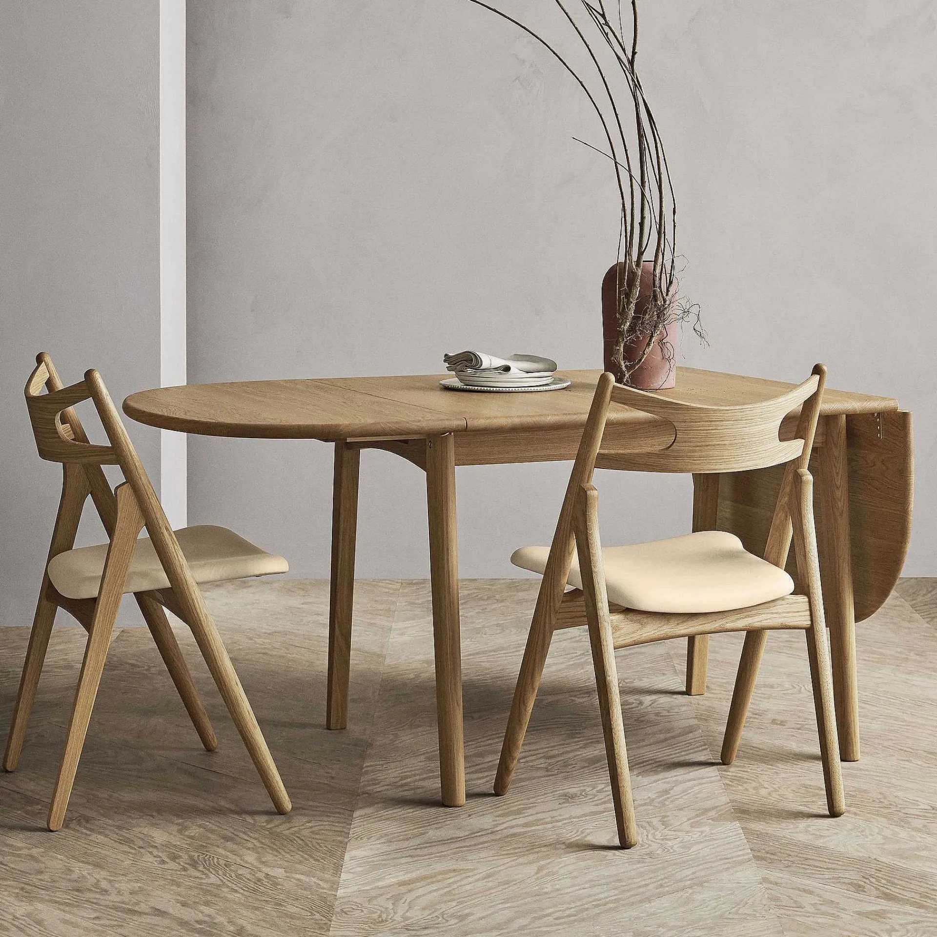 Carl Hansen & Søn Chairs*Ch29P | Chair | Oiled Oak - Ecru Leather