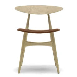 Carl Hansen & Søn Chairs*Ch33P | Table - Oiled Oak - Cognac Leather