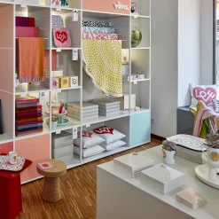 Vitra Stools*Cork Family C | Table | Cork