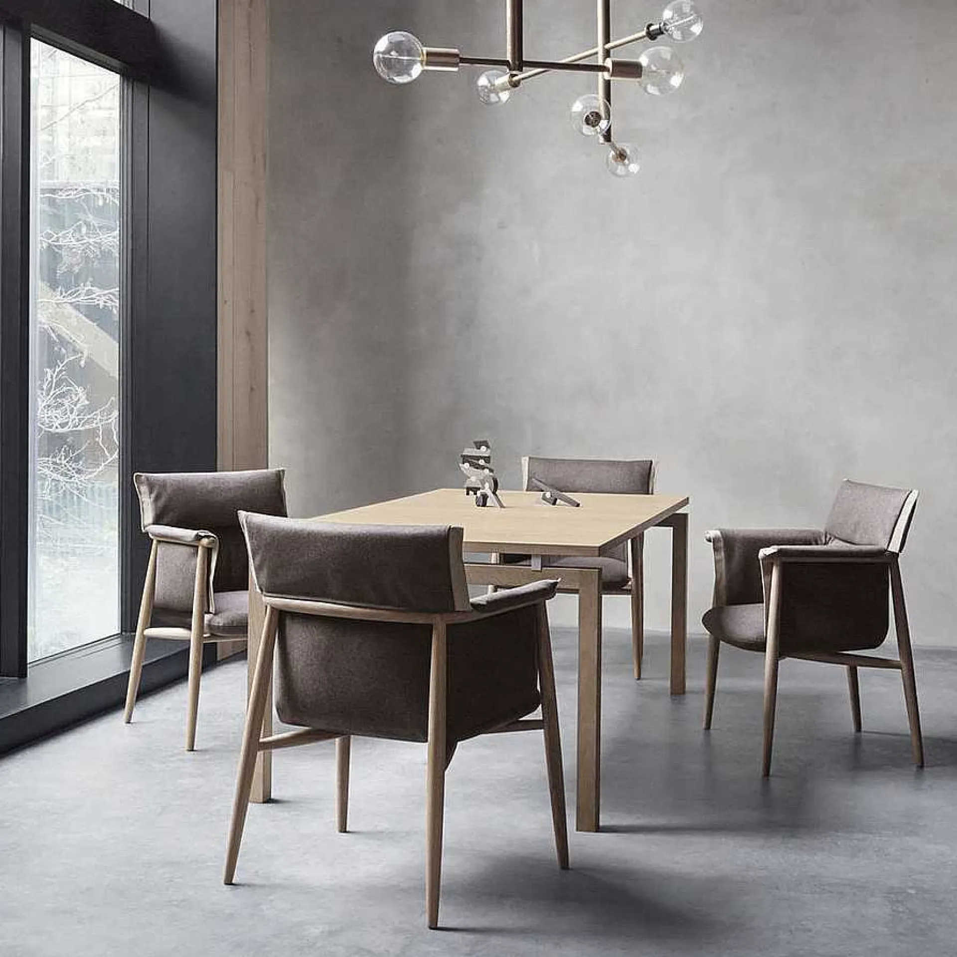 Carl Hansen & Søn Chairs*E005 Embrace Armchair | Oak - Fabric