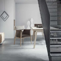 Carl Hansen & Søn Chairs*E005 Embrace Armchair | Oak - Fabric