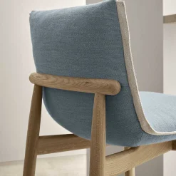 Carl Hansen & Søn Stools*E007 Embrace Bar Stool | Oak - Fabric