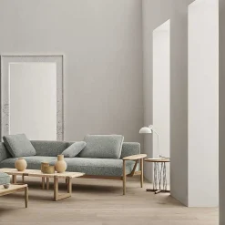 Carl Hansen & Søn Coffee Tables*E021 Embrace Coffee Table | O 48 - Walnut