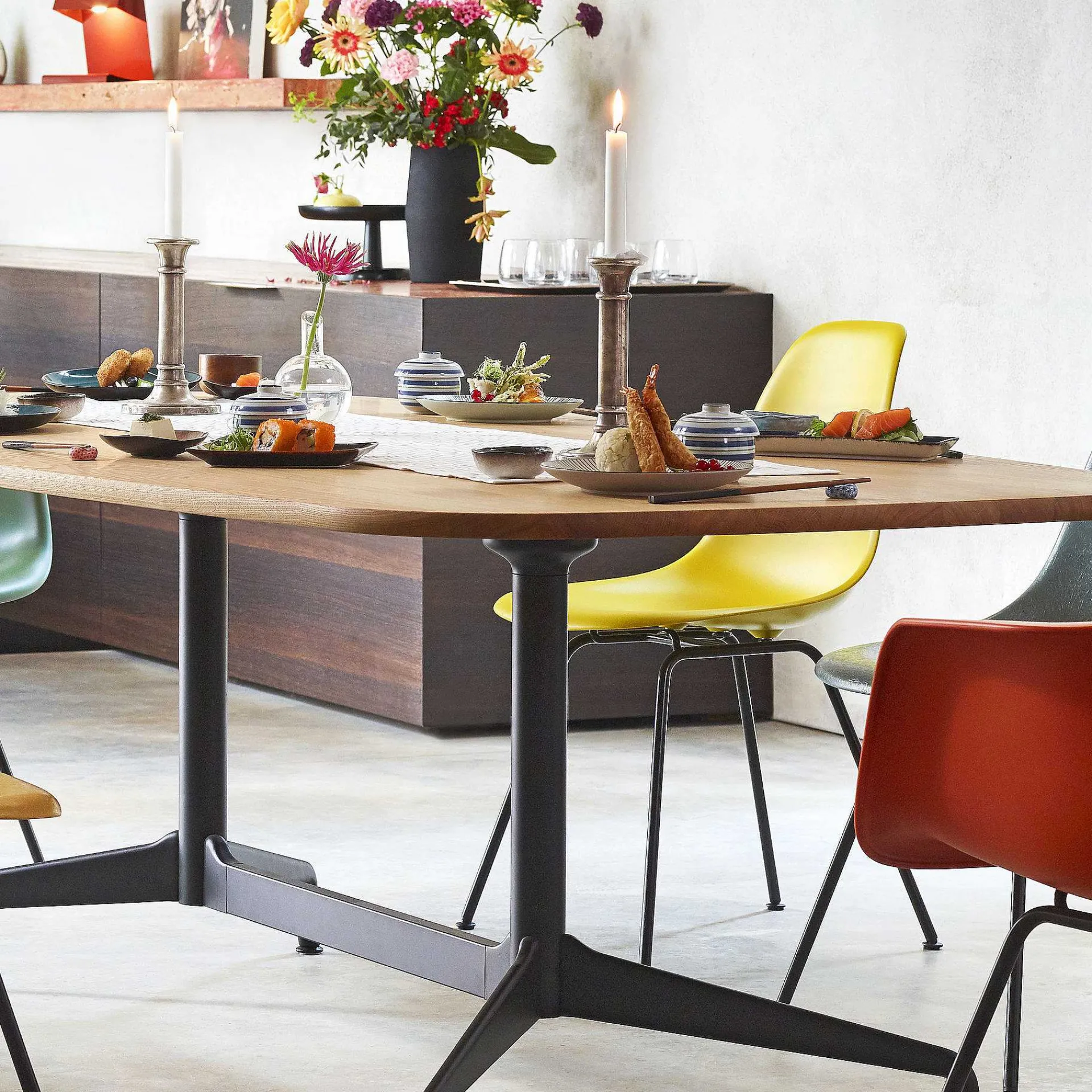 Vitra Chairs*Eames Fiberglass Side Chair Dsx | Chair | Ochre Light