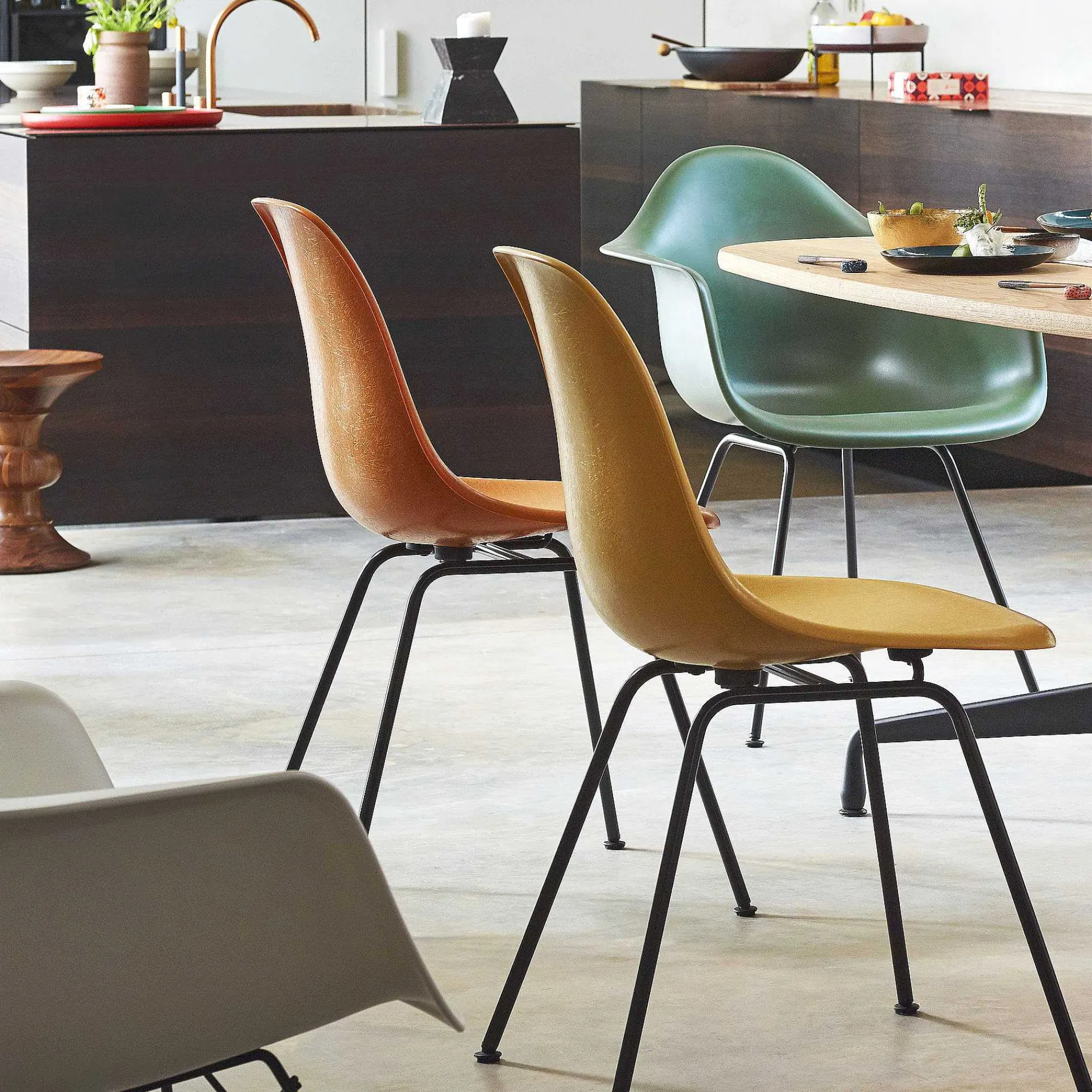 Vitra Chairs*Eames Fiberglass Side Chair Dsx | Chair | Red Orange