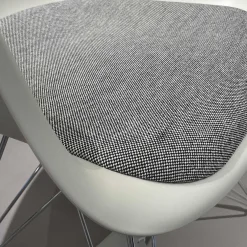 Vitra Chairs*Eames Plastic Armchair Dar| Pebble