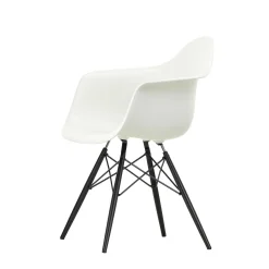 Vitra Single Armchairs*Eames Plastic Armchair Daw | White - Black Maple