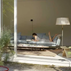 Vitra Coffee Tables*Elliptical Table Etr | Table | White