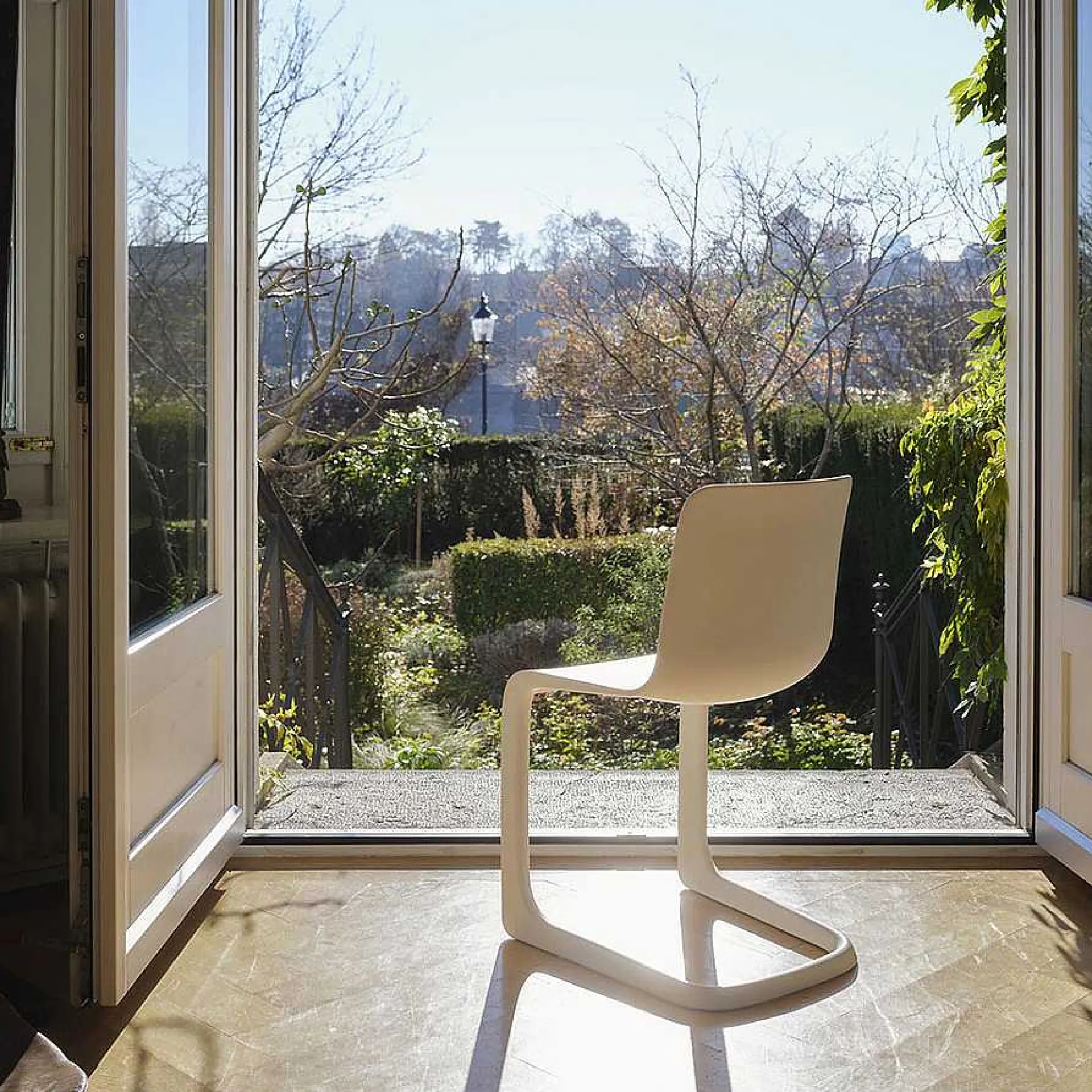 Vitra Chairs*Evo-C | Chair | Ivory