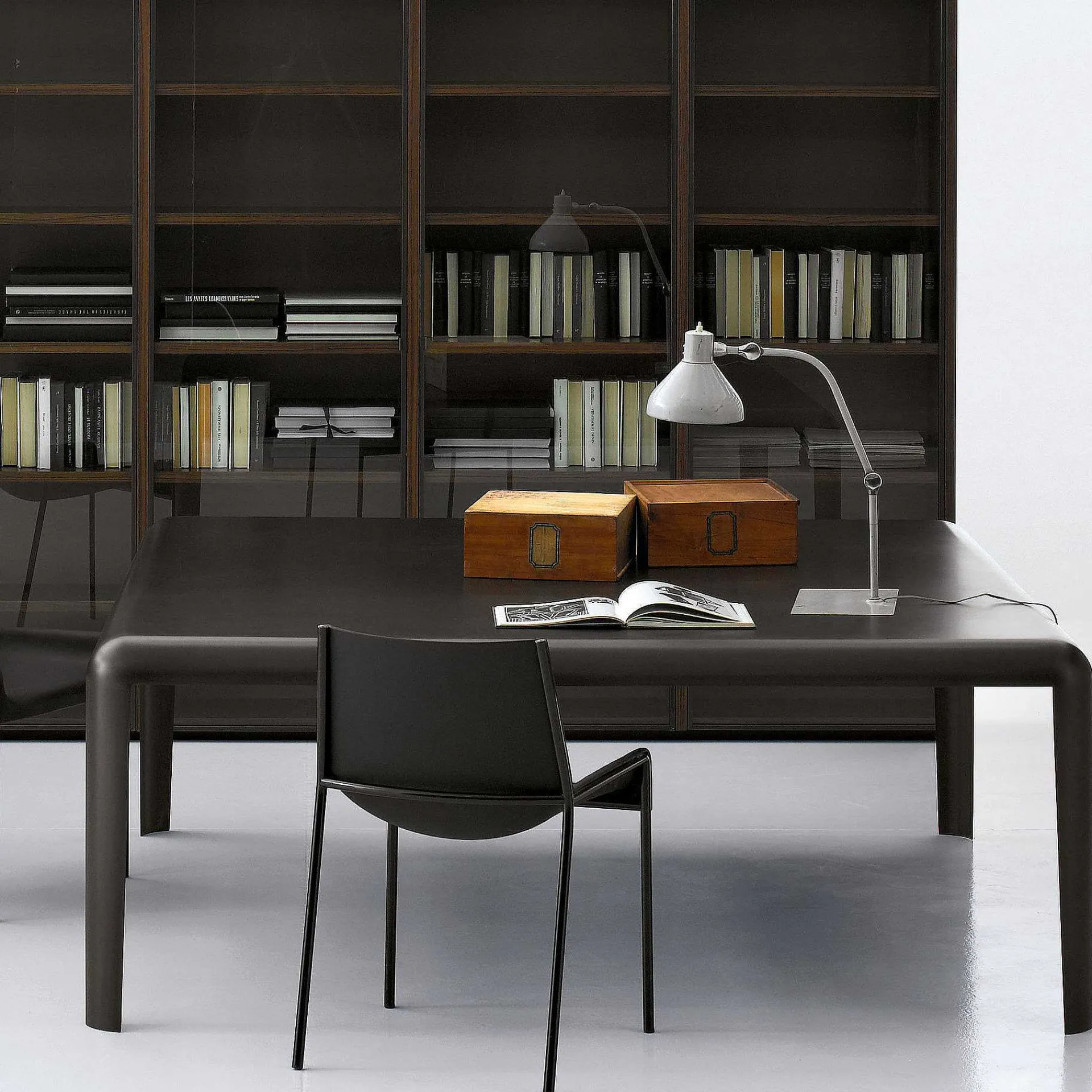 Porro Dining Tables*Ferro | Table