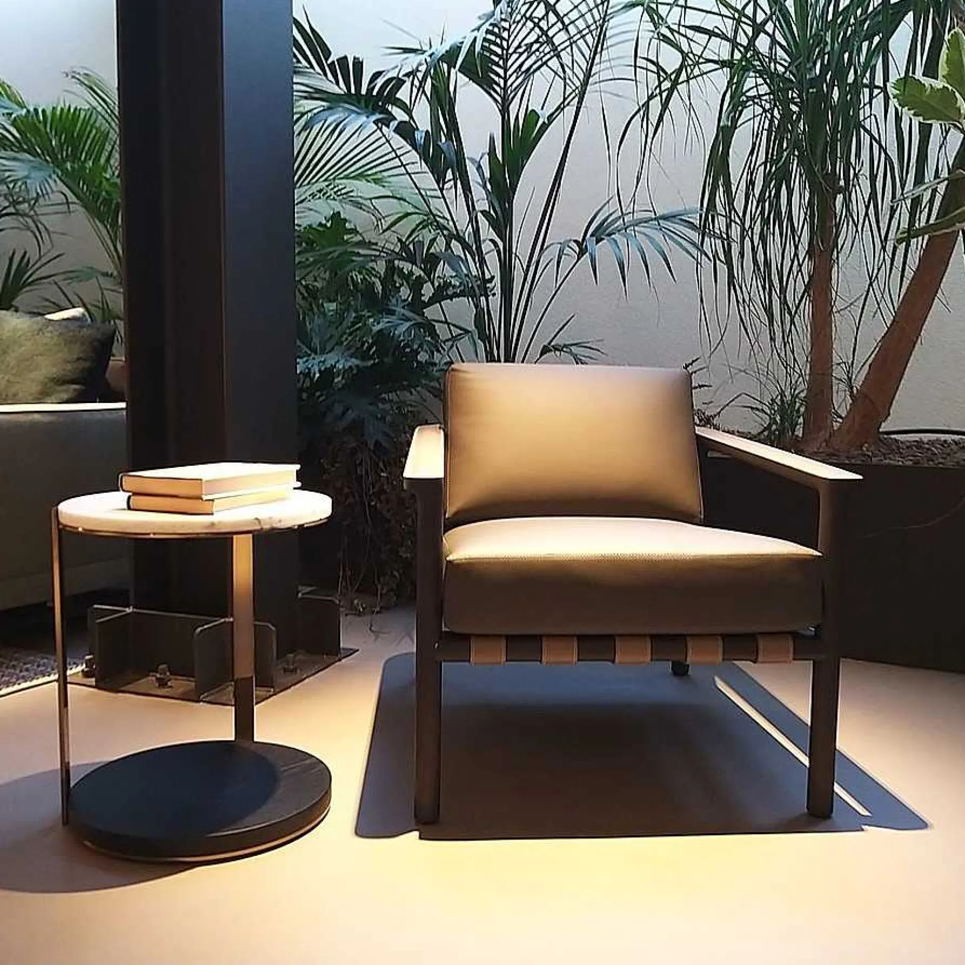 Molteni Single Armchairs*Gillis | Armchair | Leather/Eucalyptus - Ex Display