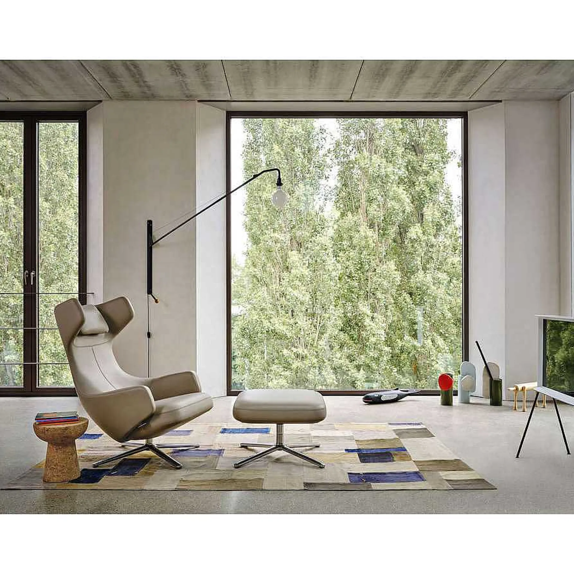 Vitra Single Armchairs*Grand Repos & Ottoman | Clay Leather