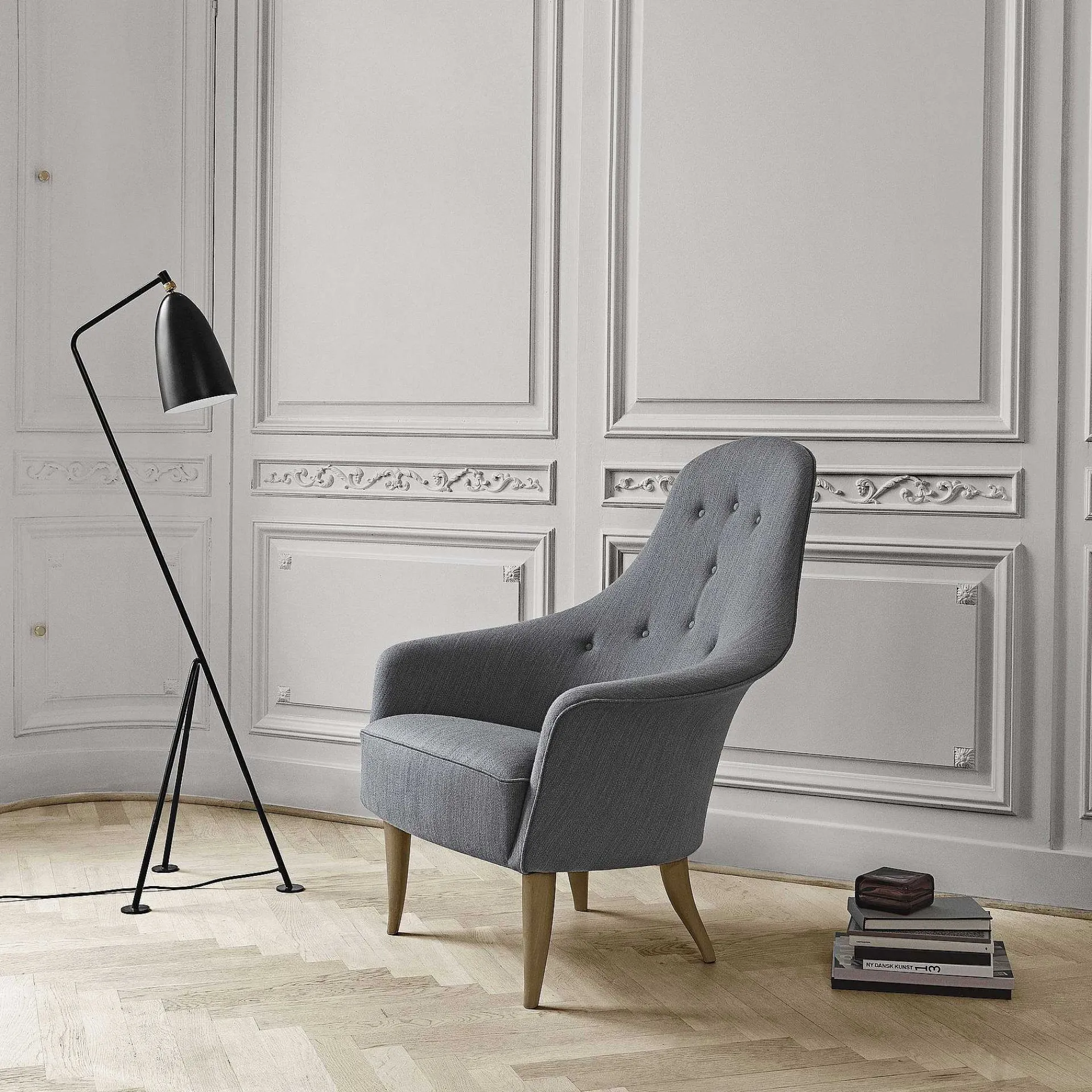 GUBI Pendant Lights*Grashoppa Floor Lamp | Black