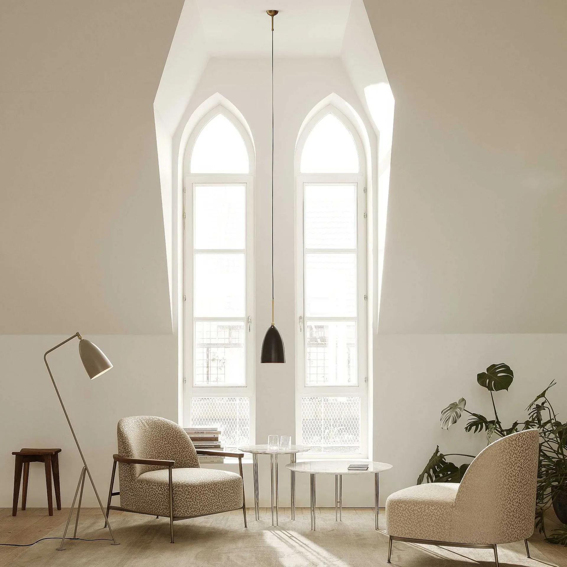 GUBI Pendant Lights*Grashoppa Pendant | Black