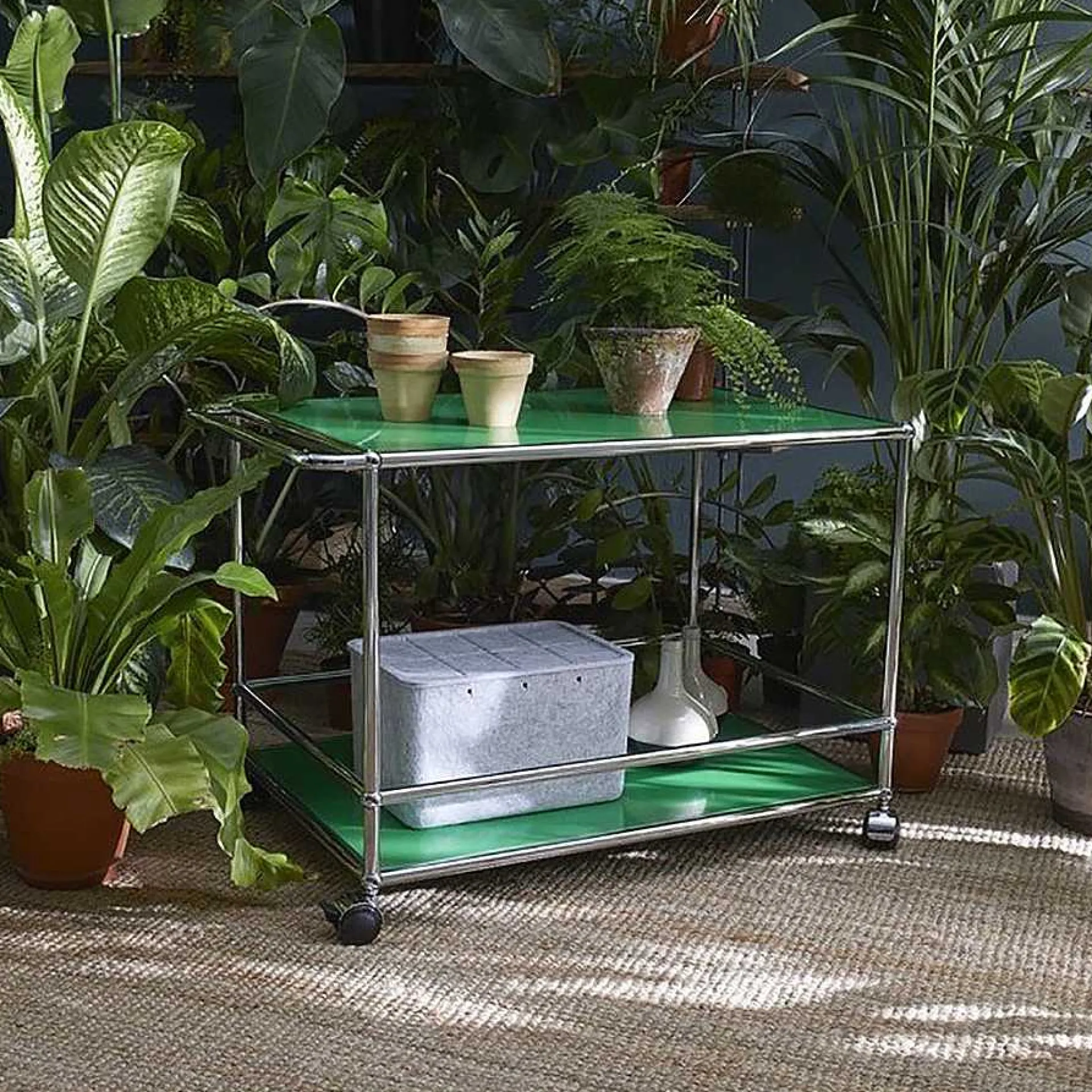 USM Coffee Tables*Haller | Cart - Green