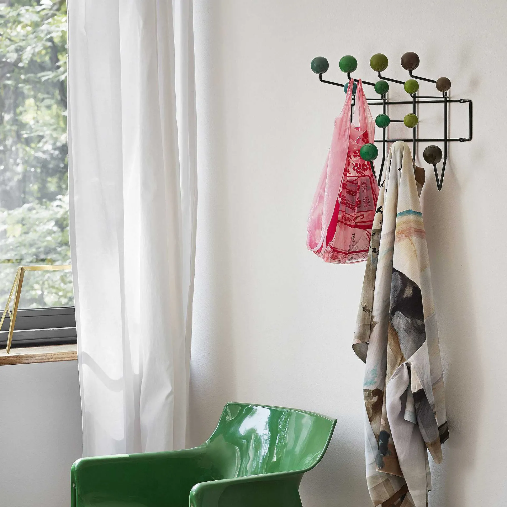 Vitra Decorations*Hang It All | Coat Hangers | Multi Shades Of Green