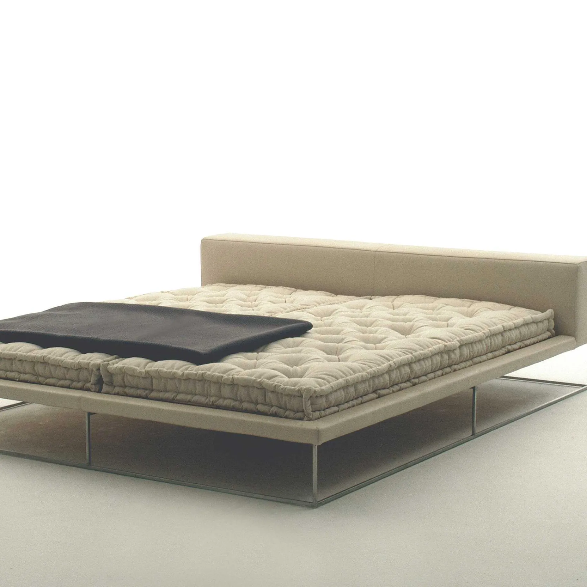 Living Divani King Size Beds*Ile Bed | Bed