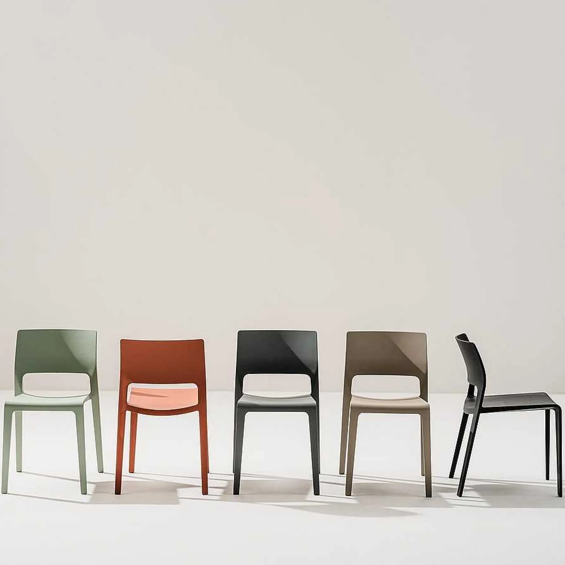 Arper Chairs*Juno 02 | Chair | Rust