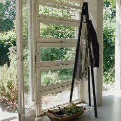 Artek Coat Hangers And Hooks*Kiila Coat Stand | Black Ash