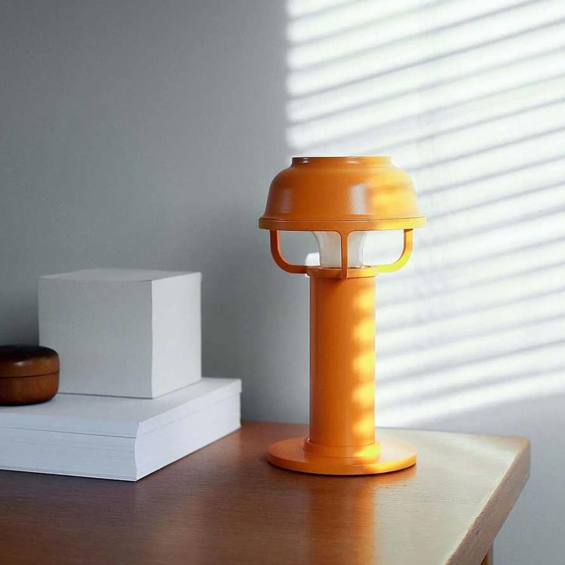 Artek Pendant Lights*Kori Table Light | Bright Matt Orange