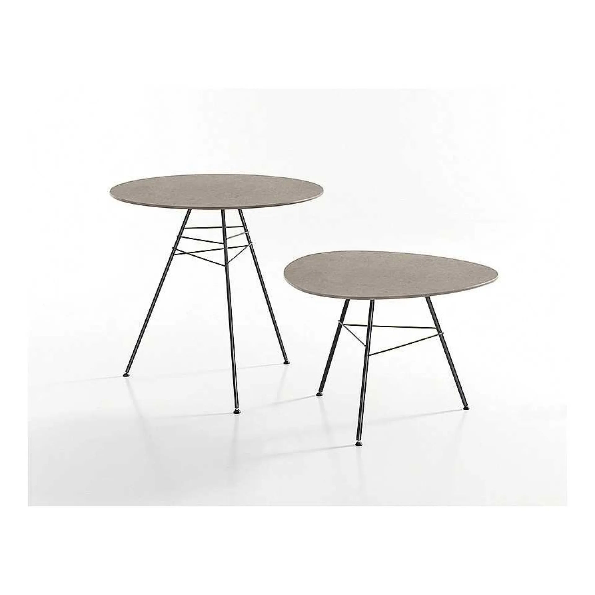 Arper Dining Tables*Leaf Table