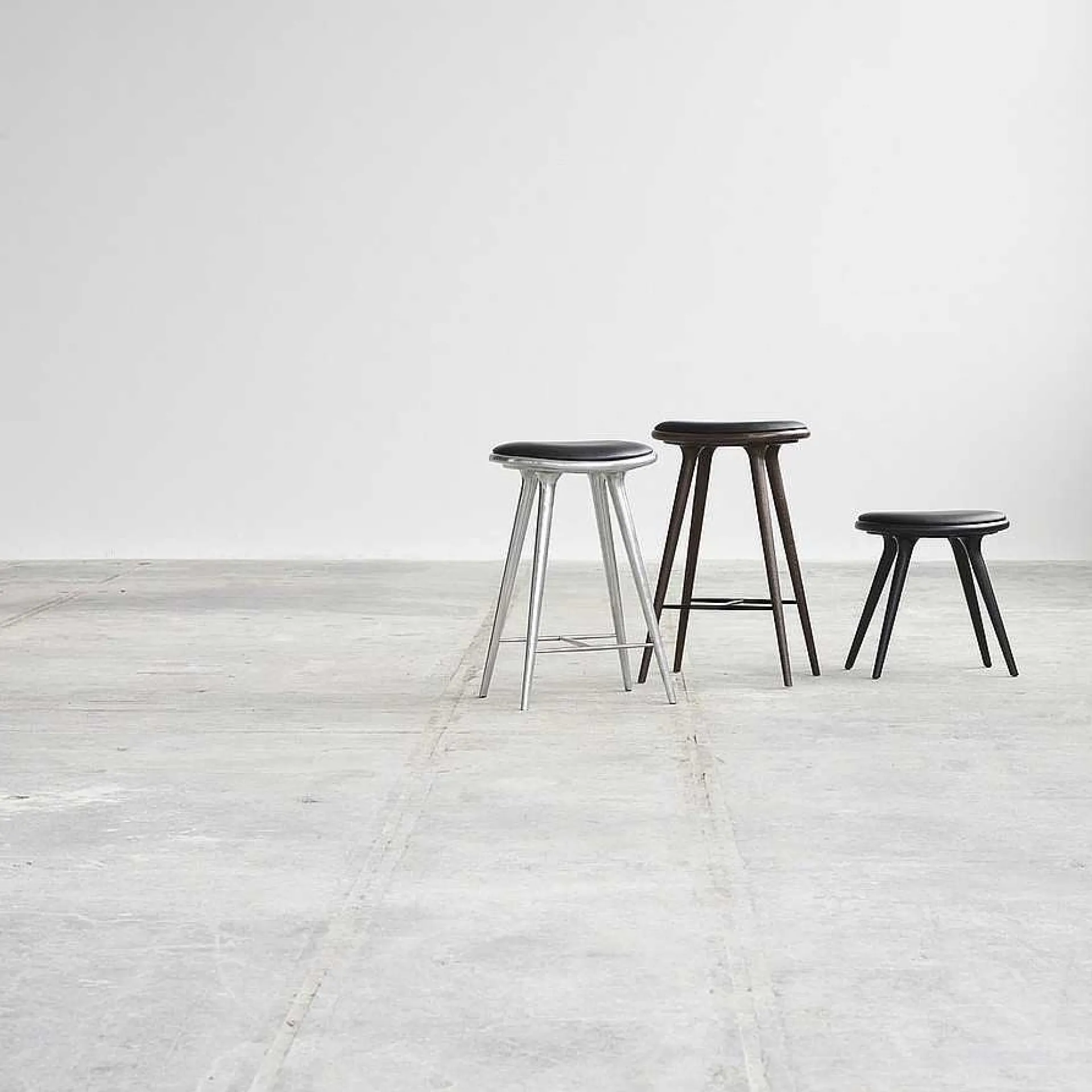 Mater Stools*Low Stool | Black Stained Beech 47 Cm