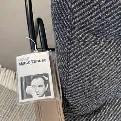 Zanotta Single Armchairs*Maggiolina Chaise Longue | Armchair | Leather - Fabric - Ex - Display