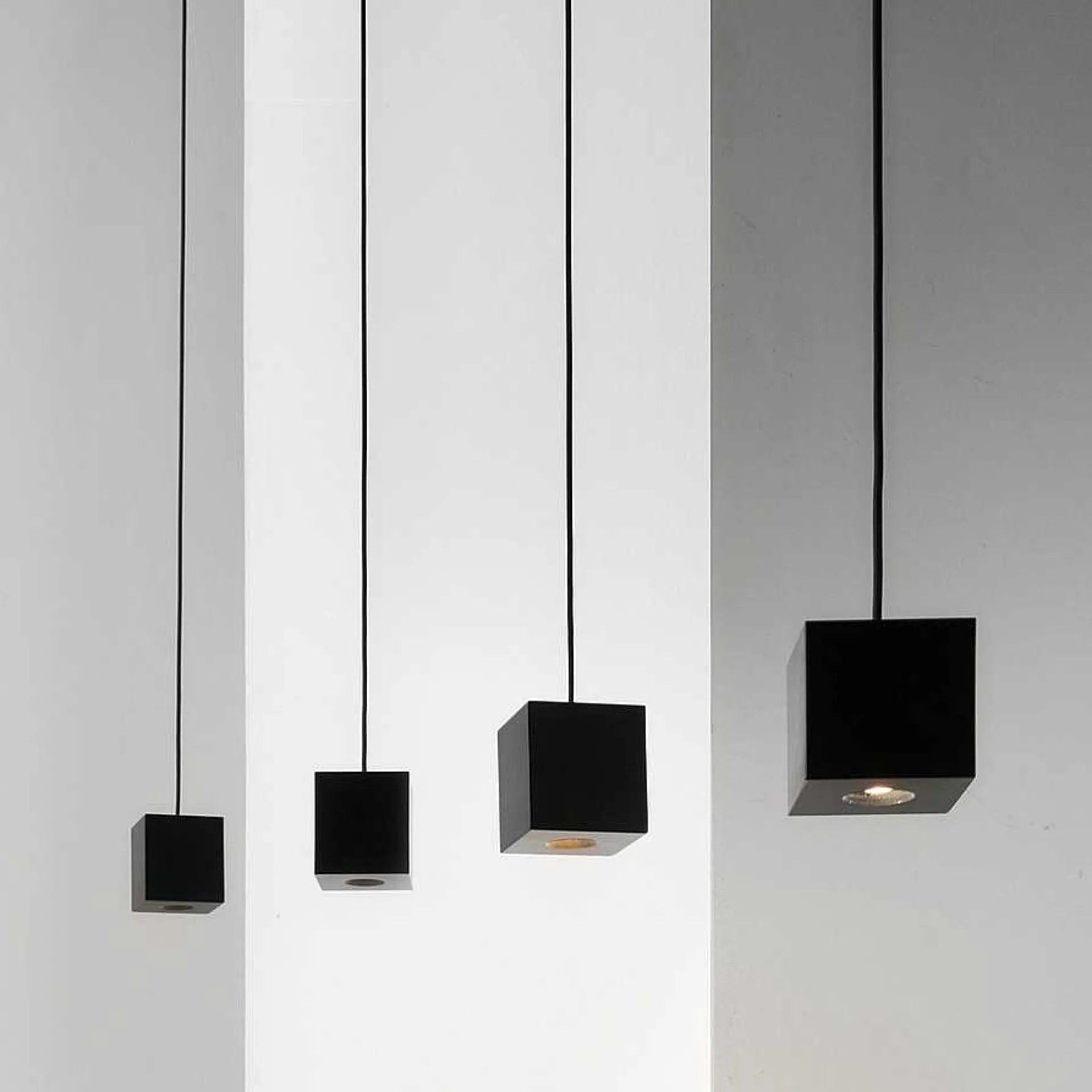Zava Pendant Lights*Mark | Suspension Lamp - Ral 9005