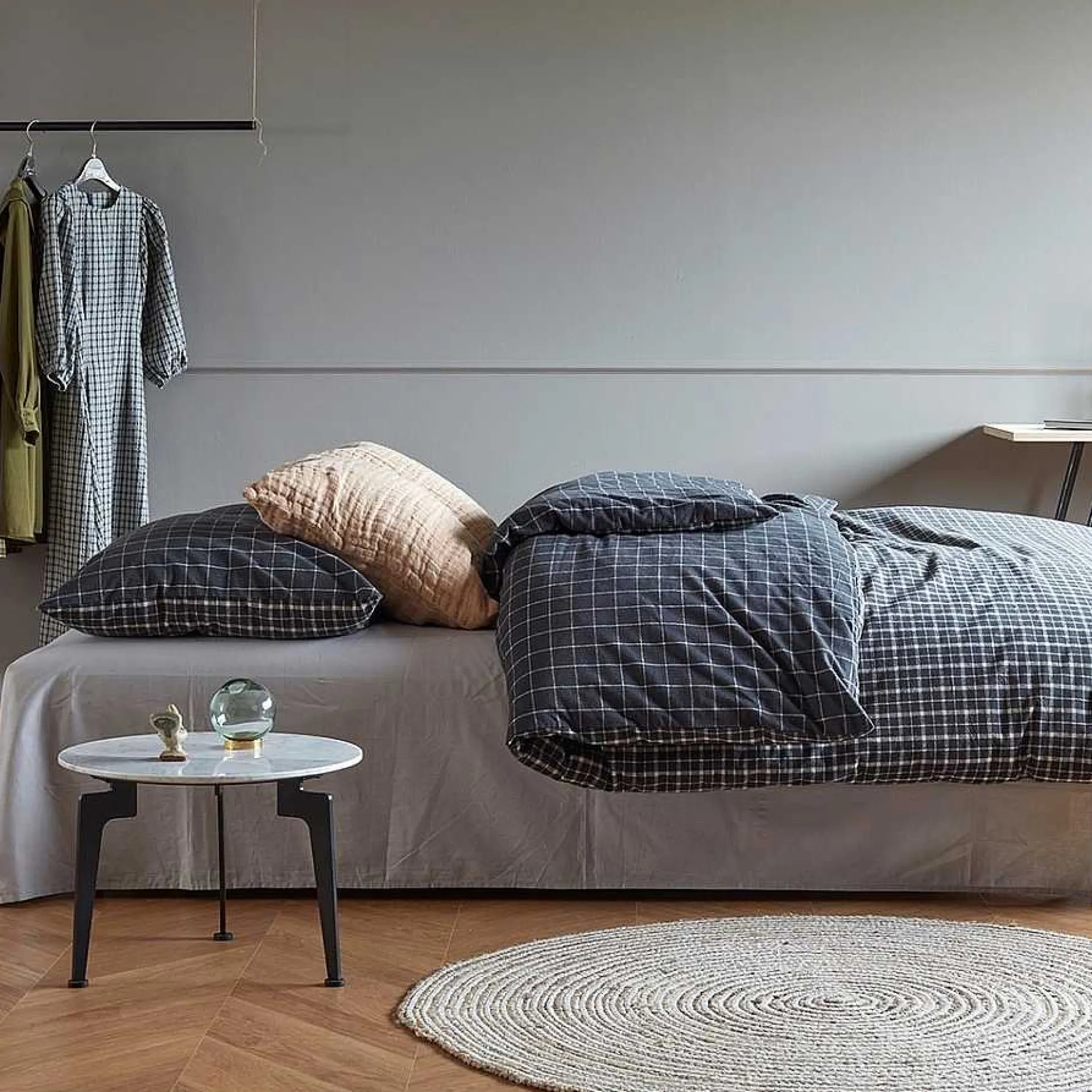 Innovation Living Sofa Beds*Merga | Sofa Bed | Black Wood Base | 318 | 140-200