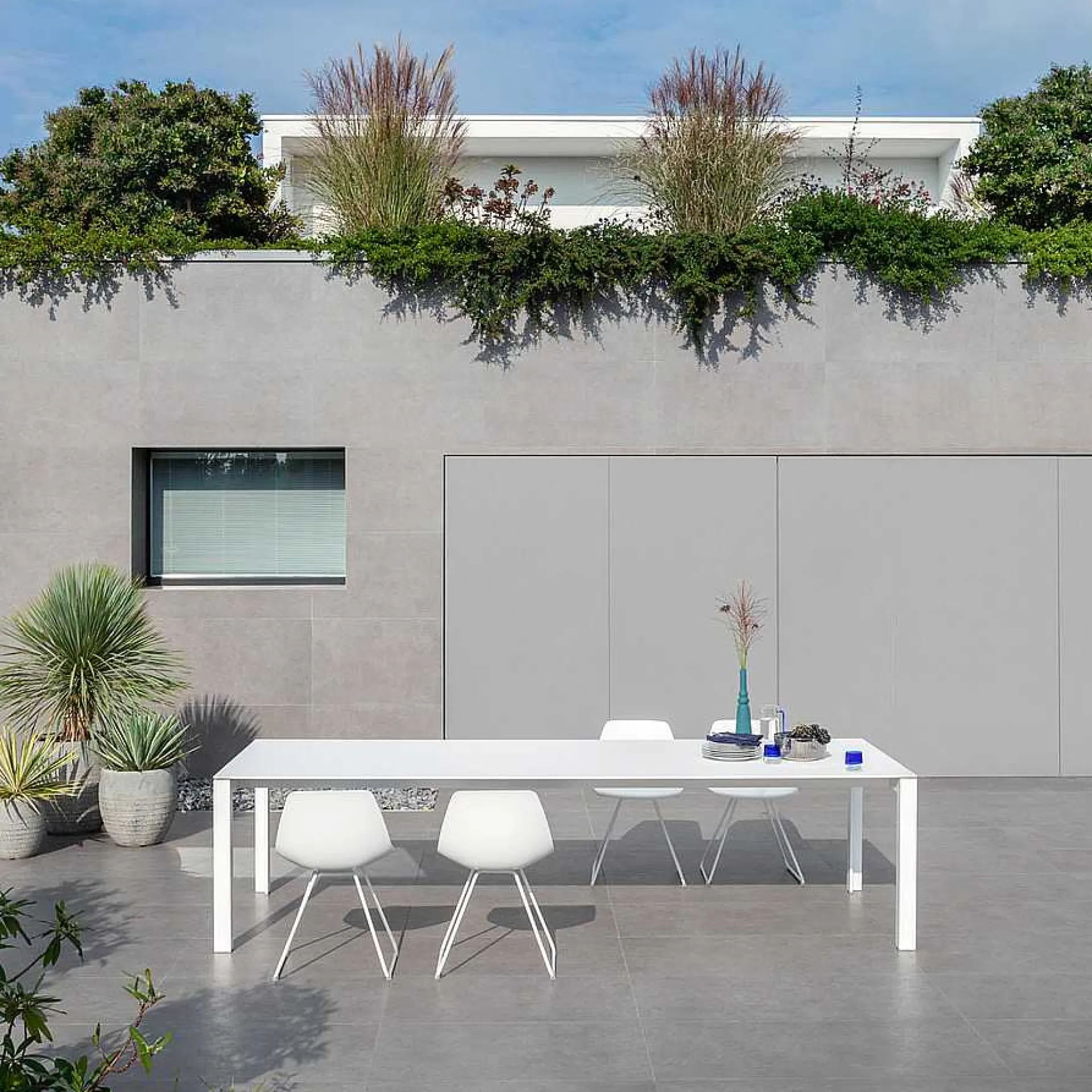 Lapalma Outdoor Chairs*Miunn - S160 | Outdoor Chair | White