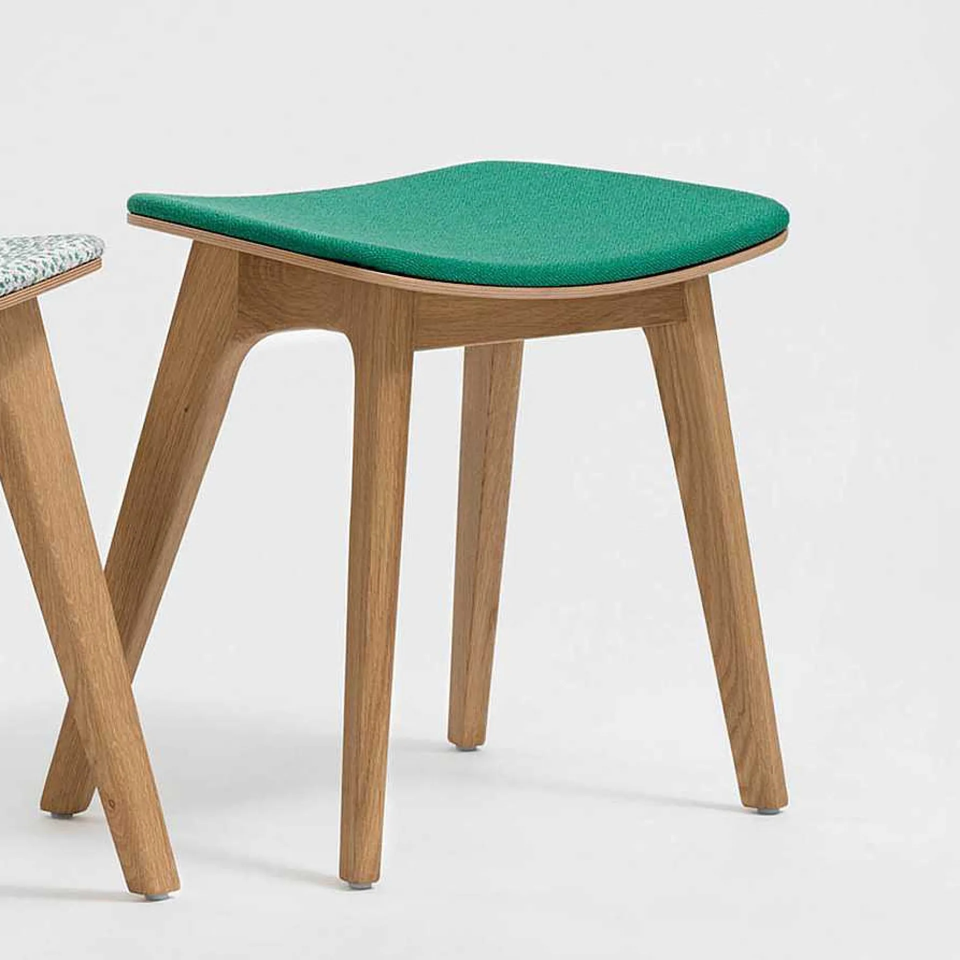 Zeitraum Stools*Morph Stool - Oak