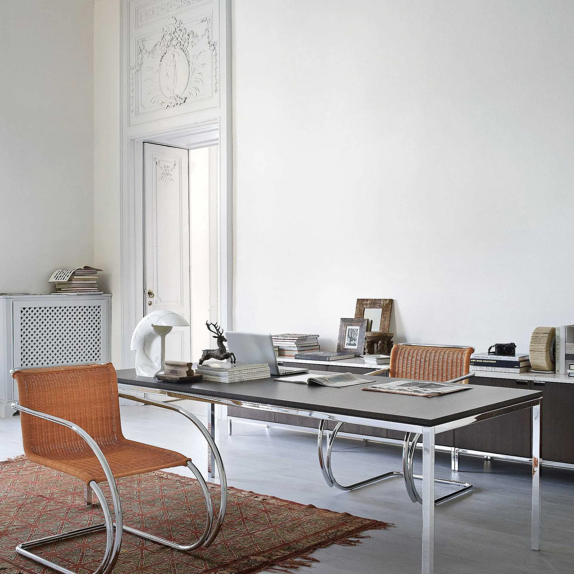 Knoll Chairs*Mr Side Chair With Arms