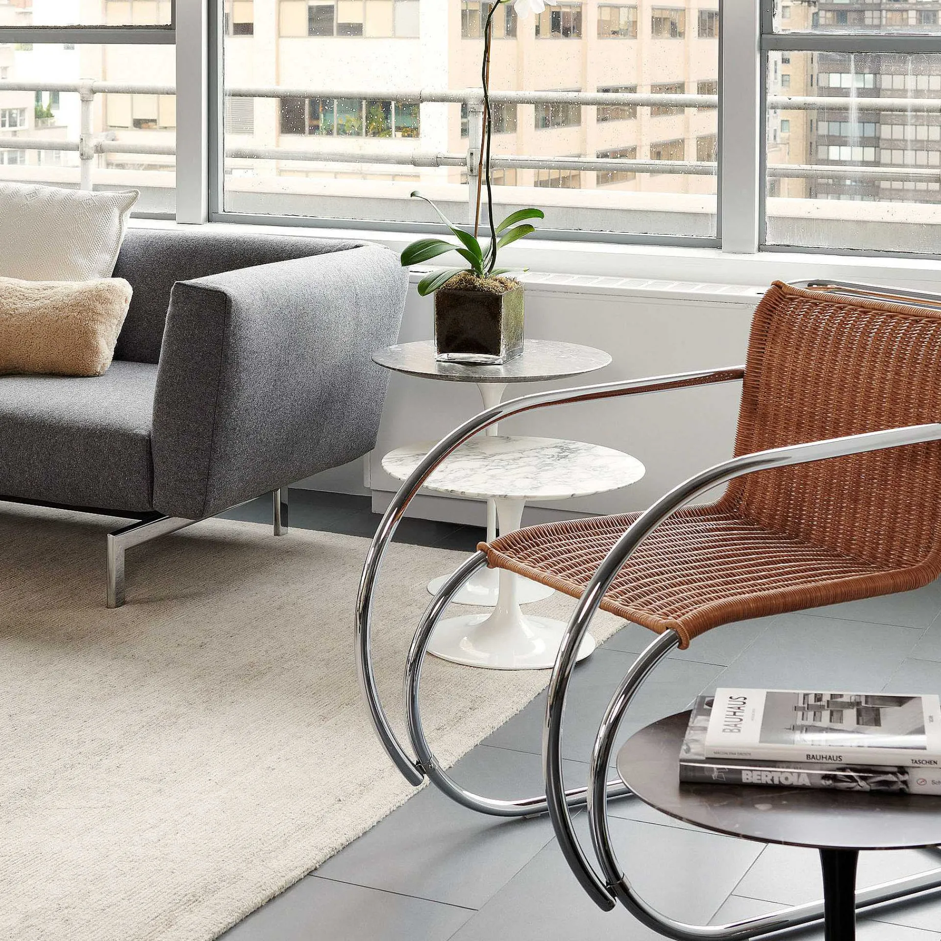 Knoll Chairs*Mr Side Chair With Arms