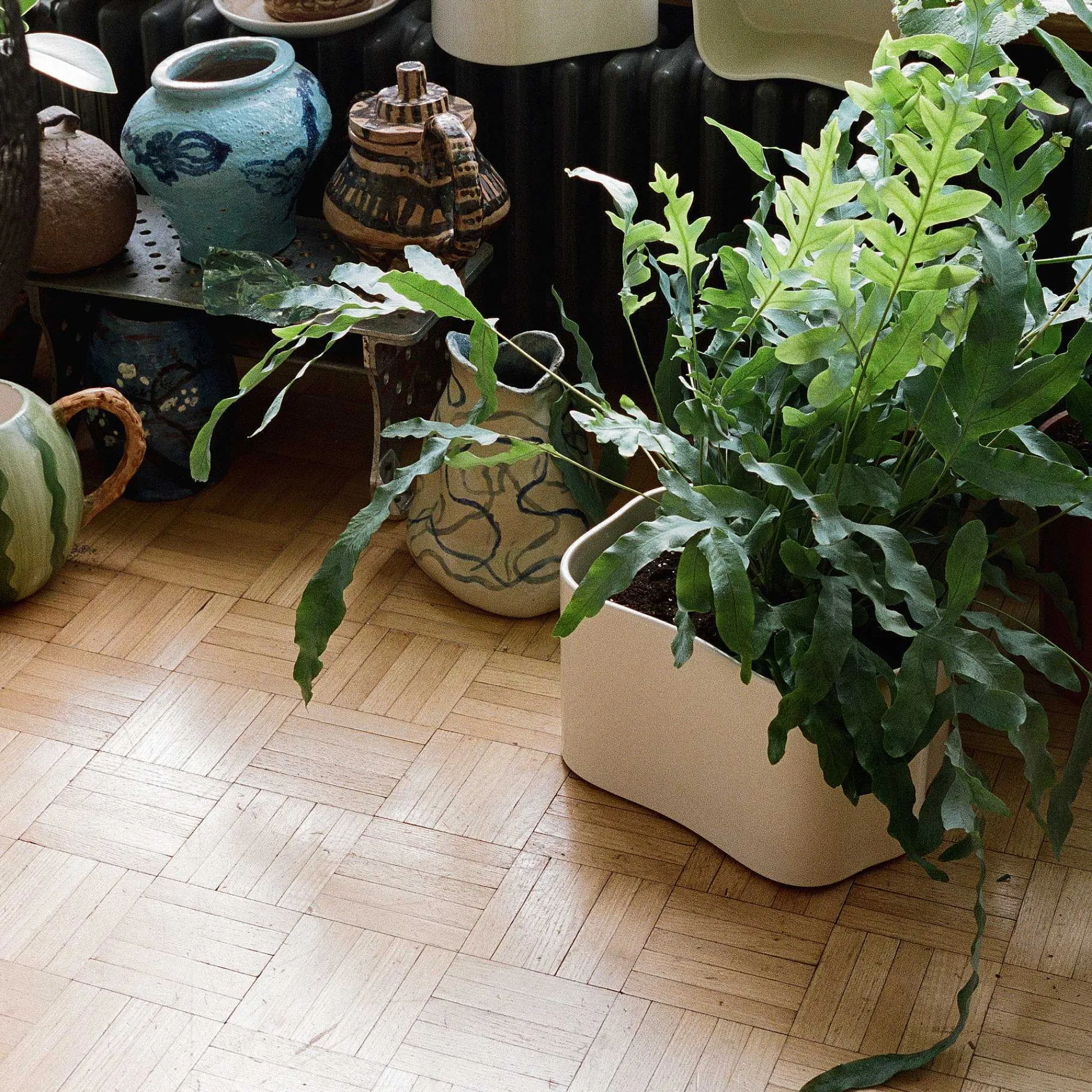 Artek Vases*Riihitie Plant Pot A | Polished White - Large