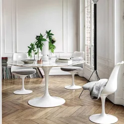 Knoll Chairs*Saarinen Tulip Side Chair