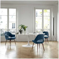Knoll Dining Tables*Saarinen Tulip Table | Round Table | Statuarietto Marble Shiny Finish